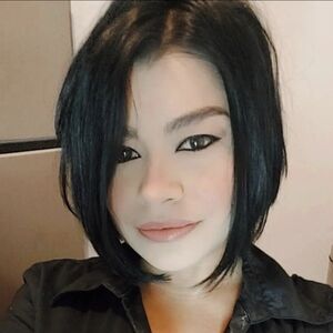 Meet your Posher, Evelin jael